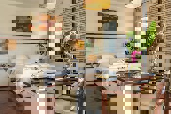 4Reasons Hotel And Bistro