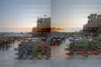 4Reasons Hotel And Bistro