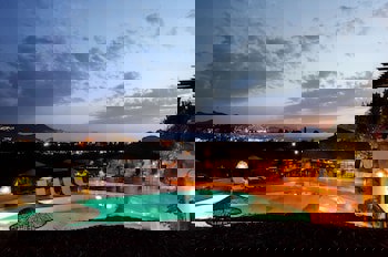 4Reasons Hotel And Bistro