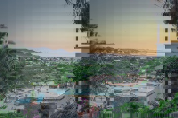 4Reasons Hotel And Bistro