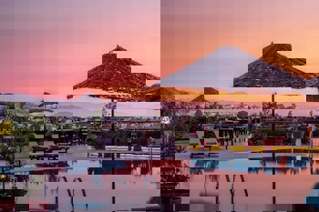 4Reasons Hotel And Bistro