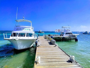 Compass Point Dive Resort