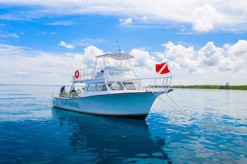 Compass Point Dive Resort