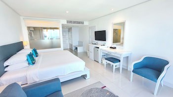 Andaman Beach Suites Hotel