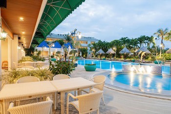 Andaman Beach Suites Hotel