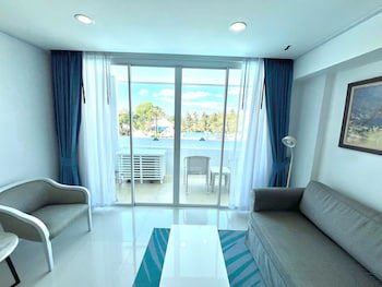 Andaman Beach Suites Hotel