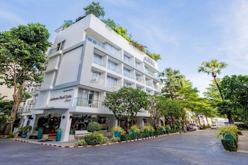 Andaman Beach Suites Hotel