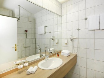 H+ Hotel Wiesbaden Niedernhausen galeri fotoğrafı