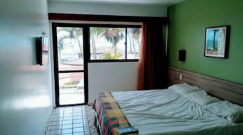 Canarius D Gaibu Hotel
