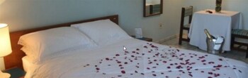 Canarius D Gaibu Hotel