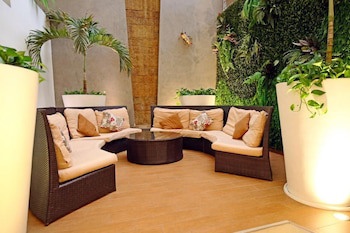 Aranzazu Eco, Guadalajara