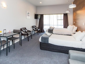 Burwood Manor Motel