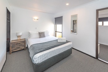 Burwood Manor Motel