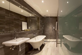 Doubletree By Hilton Edinburgh - Queensferry Crossing