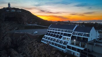 The Point Hotel & Spa