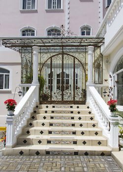 Eugenia Hotel