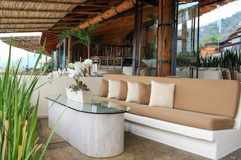 El Santuario Resort & Spa