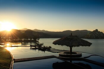 El Santuario Resort & Spa