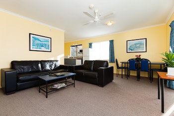 Elliotts Kapiti Coast Motor Lodge