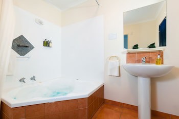 Elliotts Kapiti Coast Motor Lodge