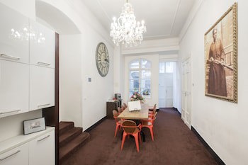 Old Town Square Residence by Emblem galeri fotoğrafı