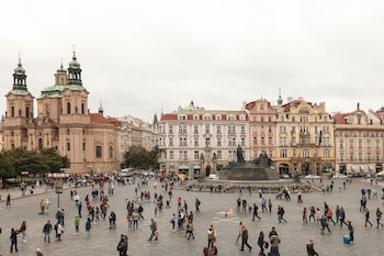 Old Town Square Residence by Emblem galeri fotoğrafı