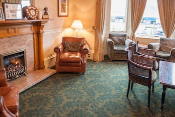 Alexandra Hotel