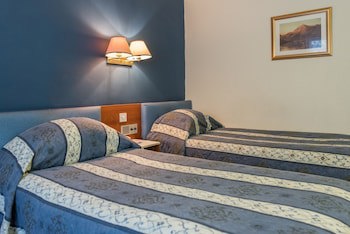 Alexandra Hotel