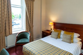Alexandra Hotel