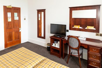 Alexandra Hotel