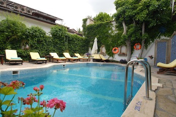 Aspen Hotel - Special Class
