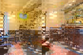 Aspen Hotel - Special Class