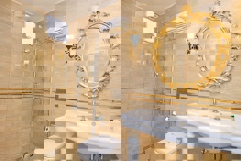 Aspen Hotel - Special Class