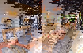 Aspen Hotel - Special Class