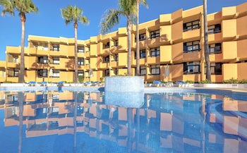 Auramar Beach Resort