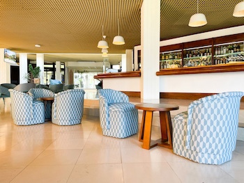 Auramar Beach Resort