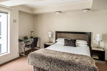 Bolton Hotel