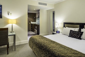 Bolton Hotel