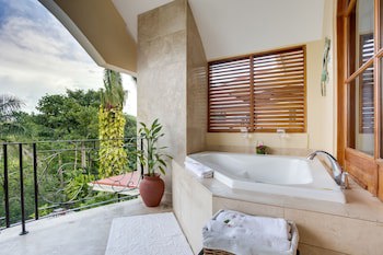 San Ignacio Resort Hotel
