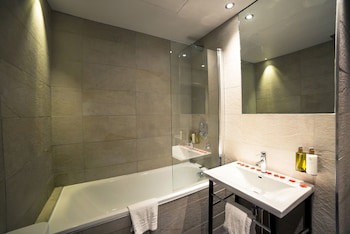 Grey Street Hotel