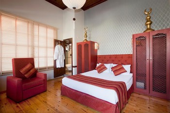 ALP PAŞA & FIORE DBL DELUXE , BED AND BREAKFAST