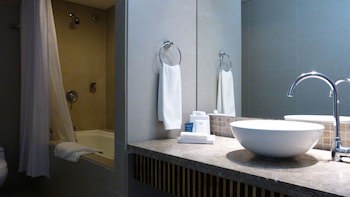 Sonesta Hotel Cali