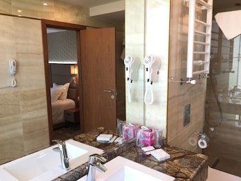 Golden Tulip Varna