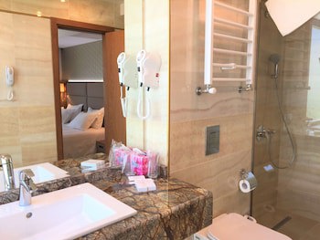 Golden Tulip Varna