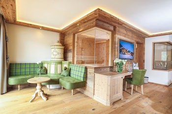 Verwohnhotel Kristall