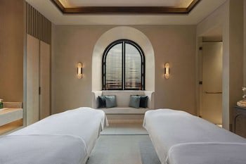 Bab Al Shams