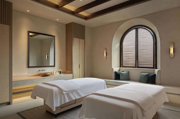 Bab Al Shams