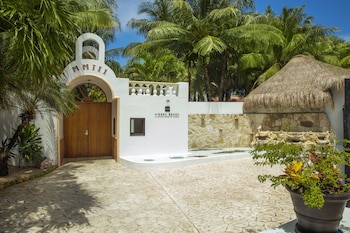 Hidden Beach Resort Au Naturel Adults Only, Catamarán, Cenote & More Inclusive