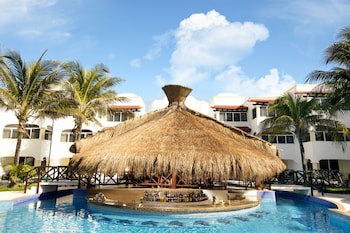 Hidden Beach Resort Au Naturel Adults Only, Catamarán, Cenote & More Inclusive