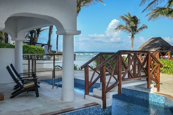 Hidden Beach Resort Au Naturel Adults Only, Catamarán, Cenote & More Inclusive